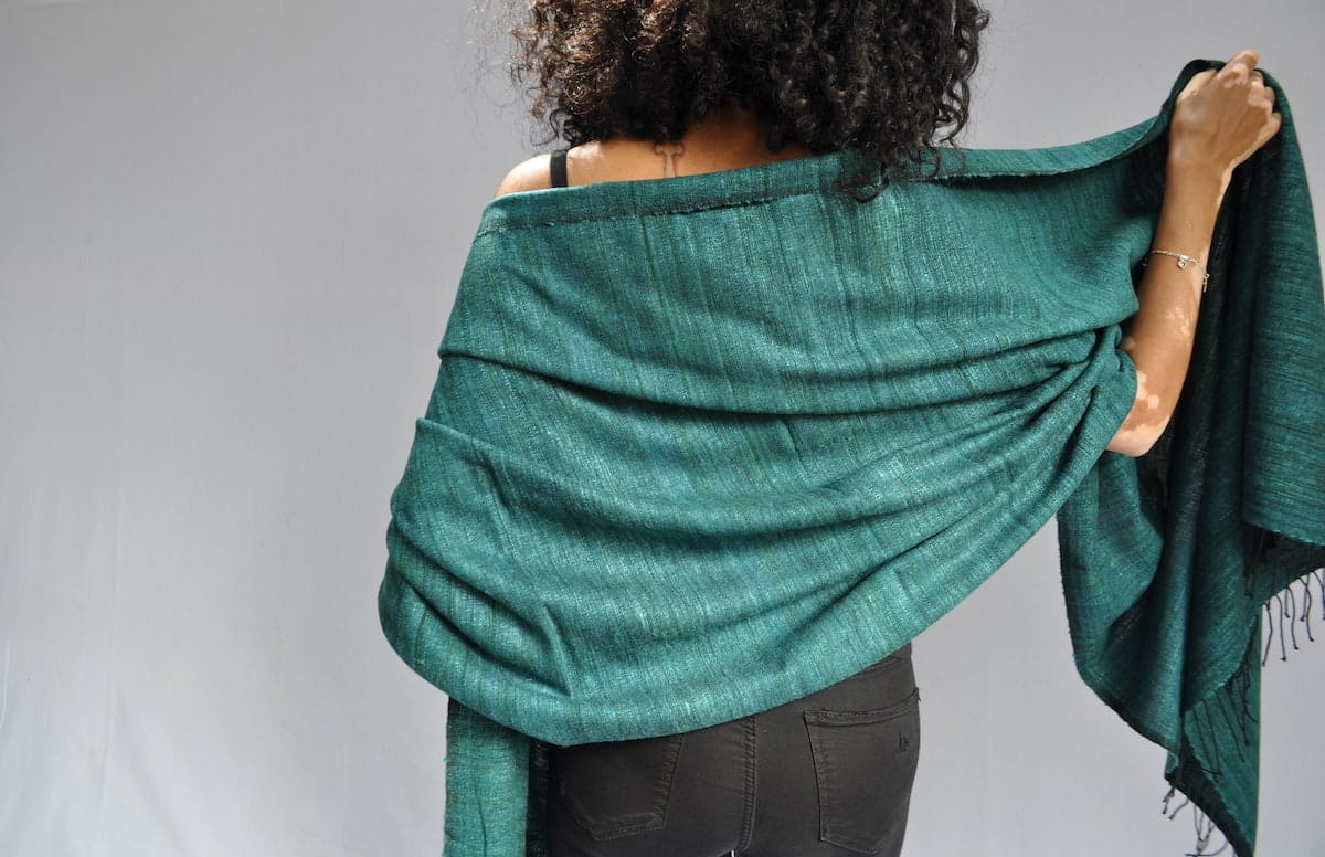 Joia - Baumwoll- & Seidenschal - Unisex - Teal Joia - Baumwoll- & Seidenschal - Unisex - Teal