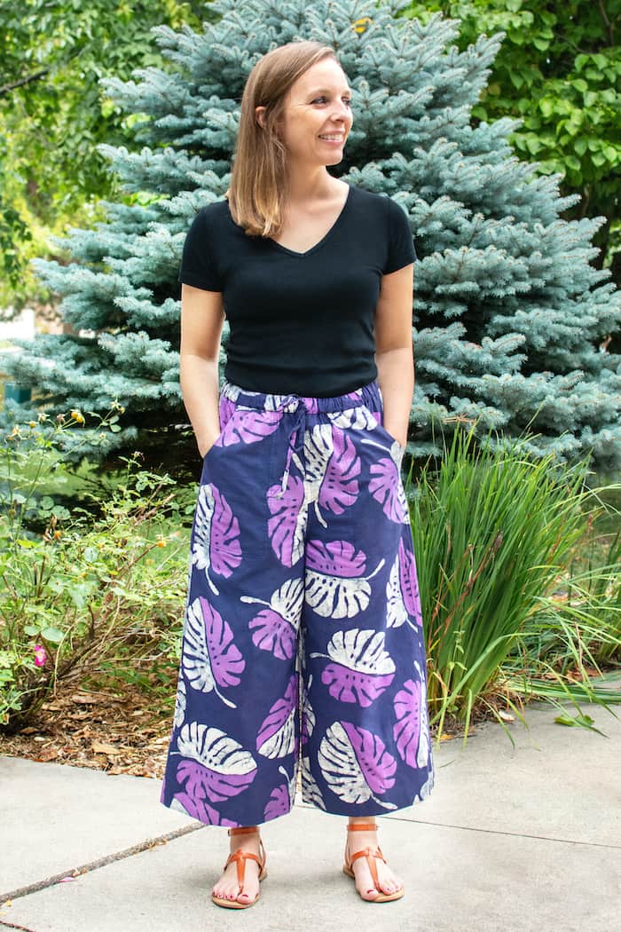 Bio Hose Crop - Monstera Purple - Lila Bio Hose Crop - Monstera Purple - Lila