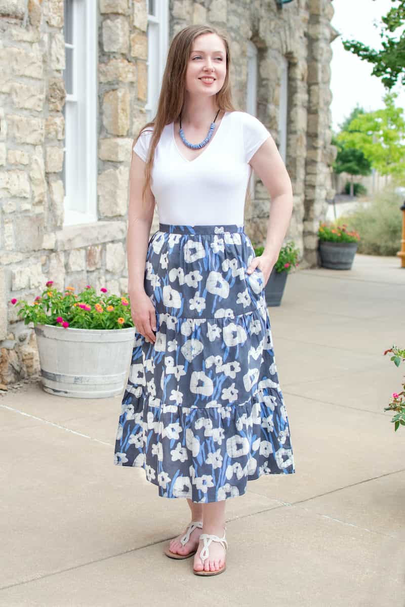 Afrikanischer Rock - Tiered Painted Floral - Charcoal Afrikanischer Rock - Tiered Painted Floral - Charcoal