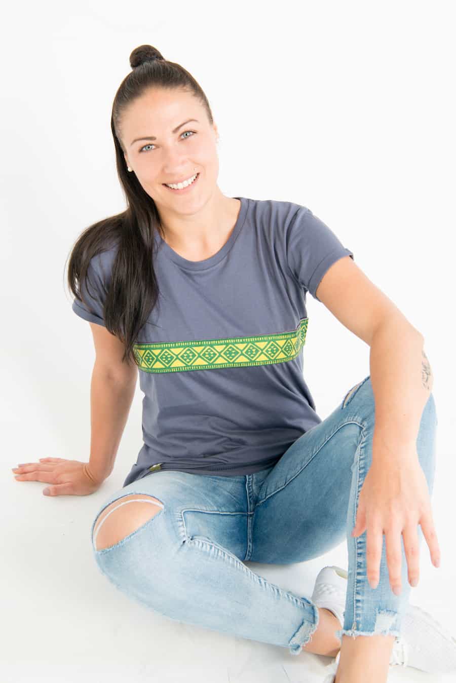 Kudhinda - Woman - Charcoal Grau - Organic Shirt Kudhinda - Woman - Charcoal Grau - Organic Shirt
