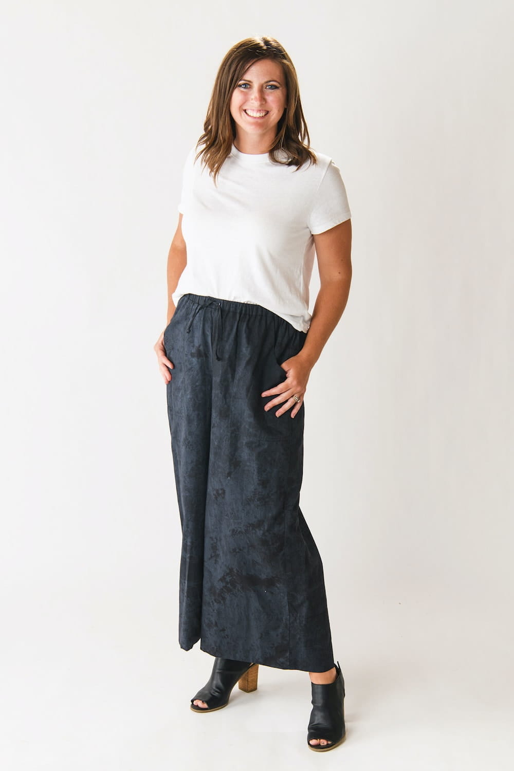 Sommerhose weit geschnitten Schwarz Global Mamas