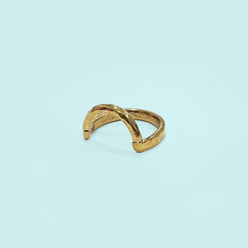 Messing Fingerring - Arc Hammered Messing Fingerring - Arc Hammered